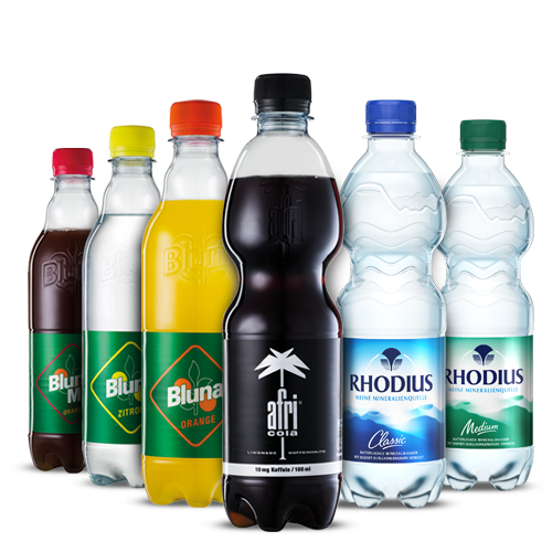 Various Petcycle bottles with 0.5 l from RHODIUS, afri Cola and Bluna stand next to each other.